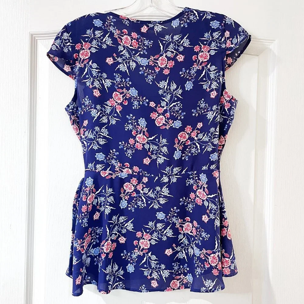 Pink Rose Wrap Top Floral Blue and Pink Size S - Picture 2 of 4